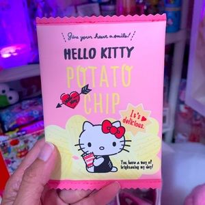Hello Kitty Potato Chip Pouch
